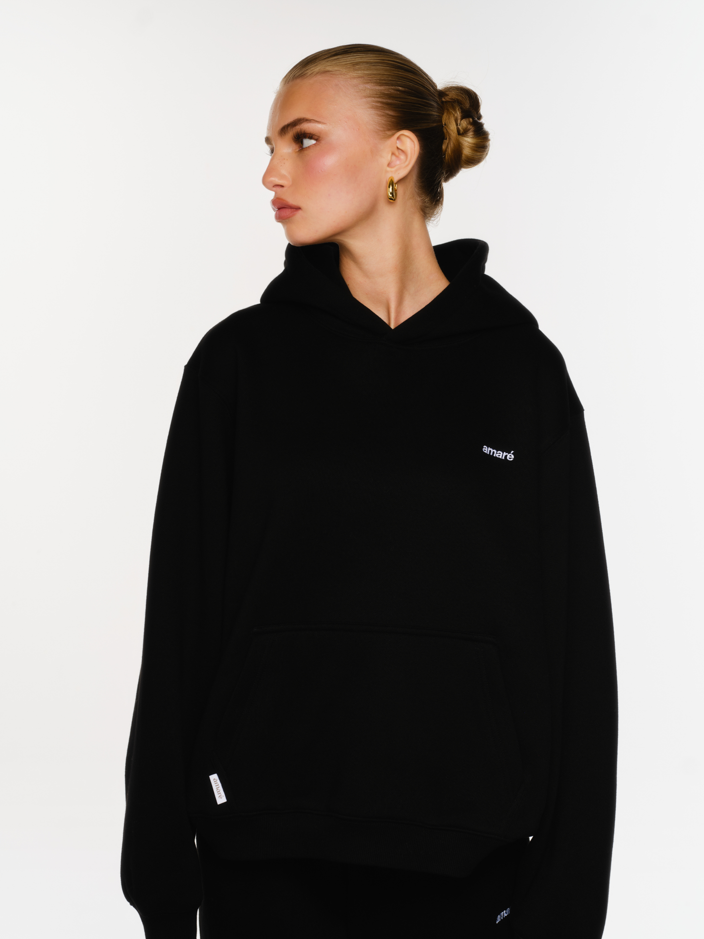 SIGNATURE HOODIE (BLACK)