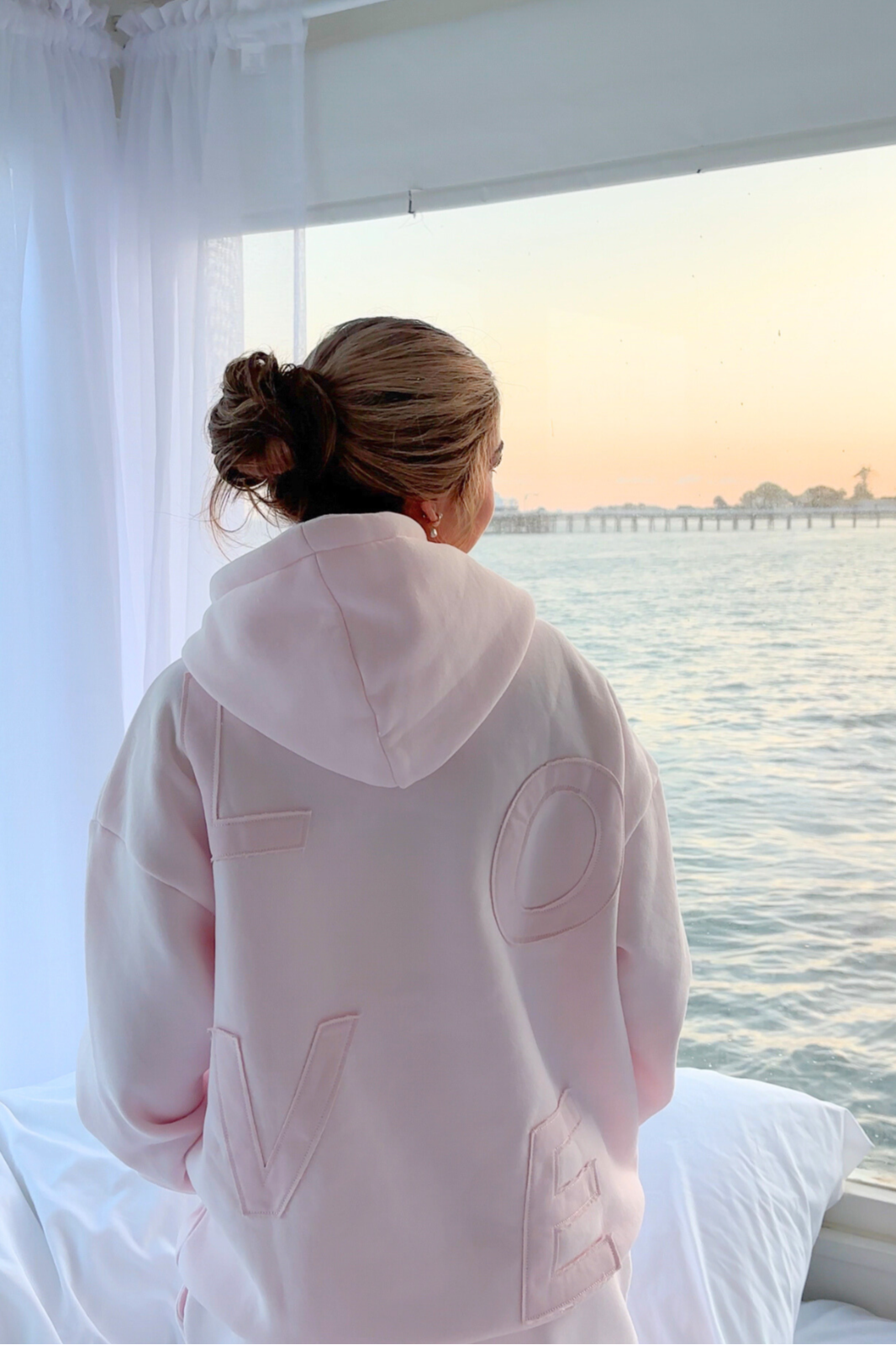 "all love/ love all" Hoodie (shell pink)