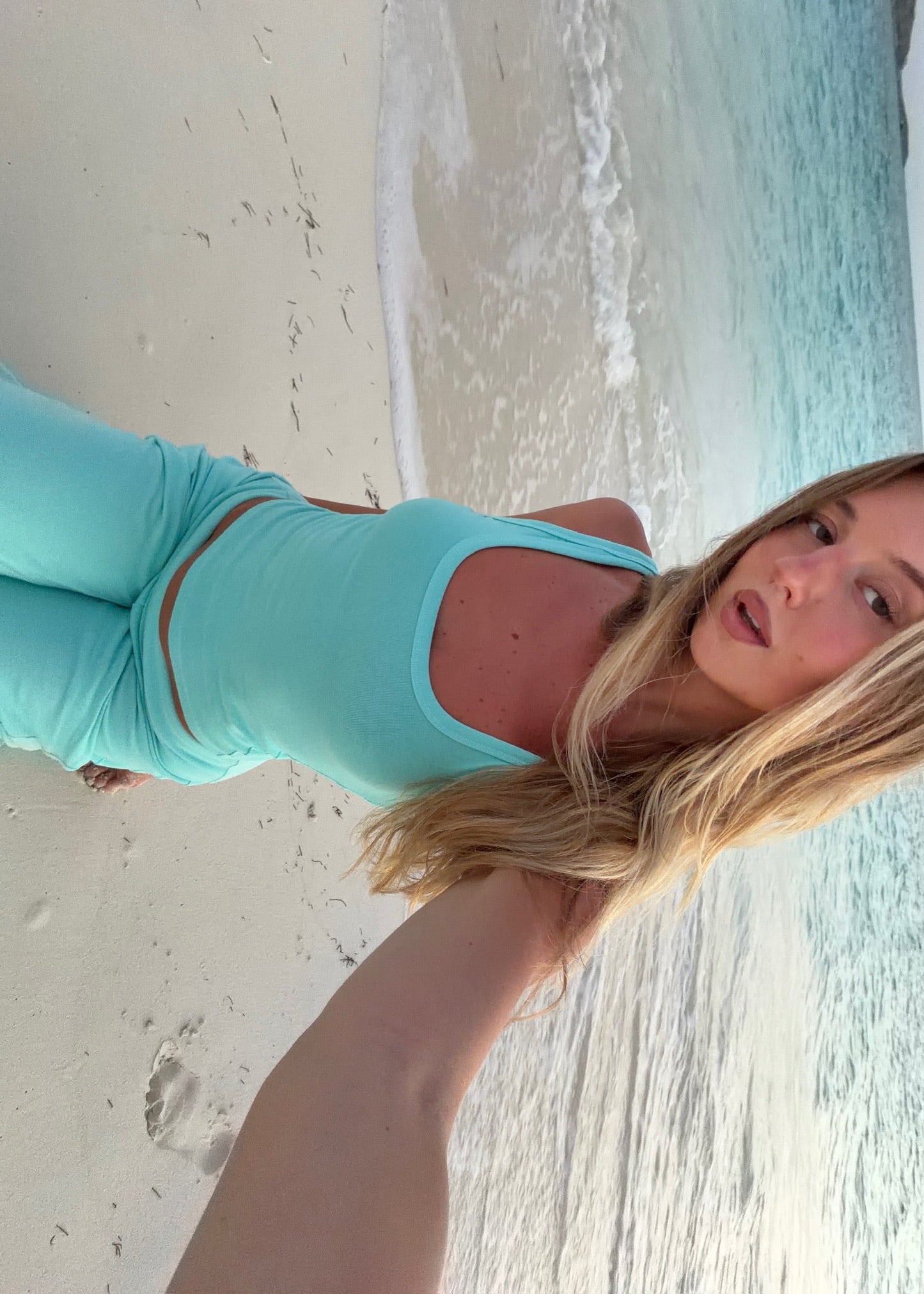 AMÉLIA TANK (AQUA TEAL)