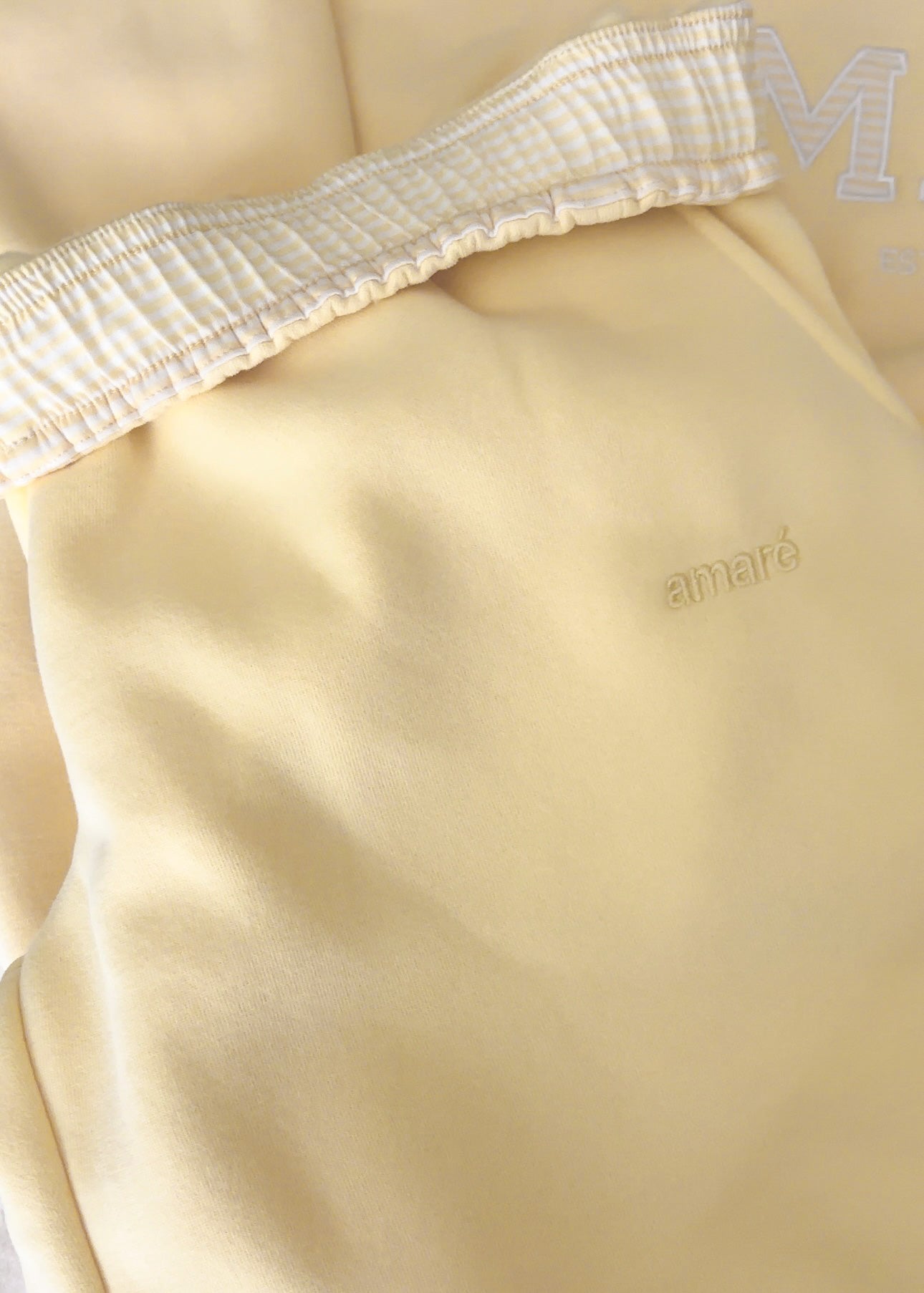 LUCKY GIRL. BOTTOMS (BANANA YELLOW)