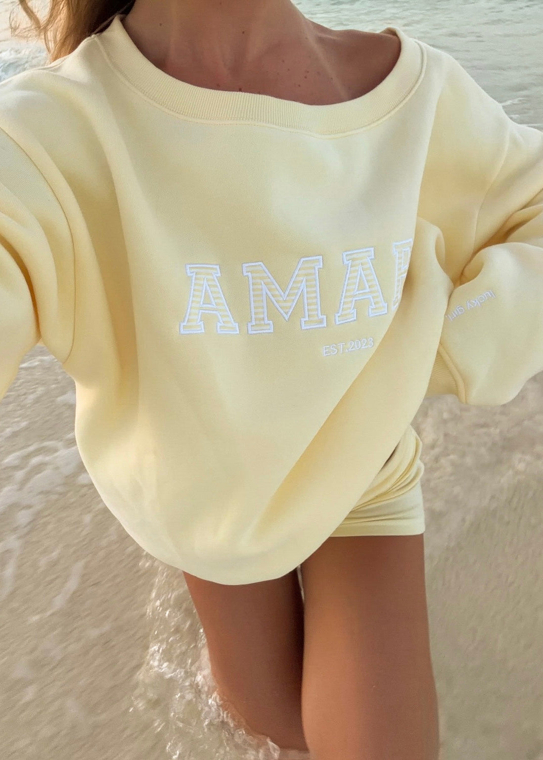 LUCKY GIRL. OFF THE SHOULDER CREWNECK (BANANA YELLOW)